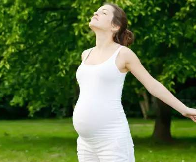 怀孕时妈妈的行为会影响宝宝 怀孕时宝宝的那些行为会影响宝宝