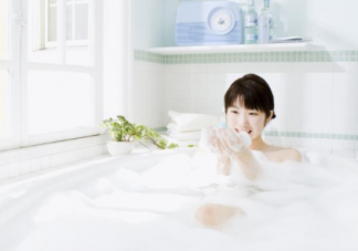 孕妇洗澡水温太高会导致畸形吗 孕妇洗澡水温太高的危害