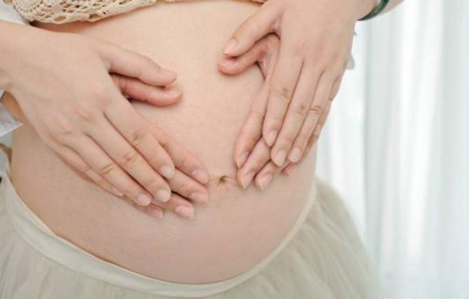孕期胎动情况强烈是什么原因 哪些孕妇胎动情况比较晚