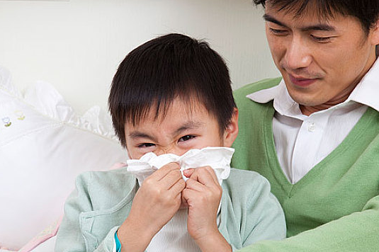 宝宝黄绿鼻涕是怎么回事 宝宝黄绿鼻涕的原因