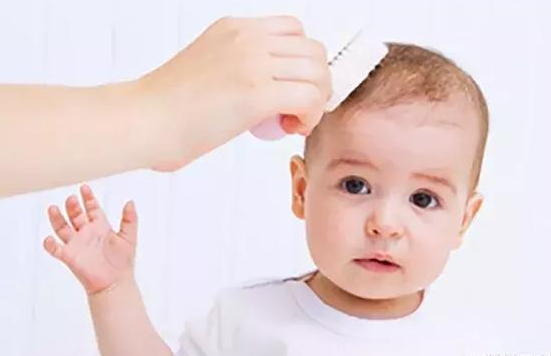 新生宝宝头垢怎么处理 宝宝头垢处理办法