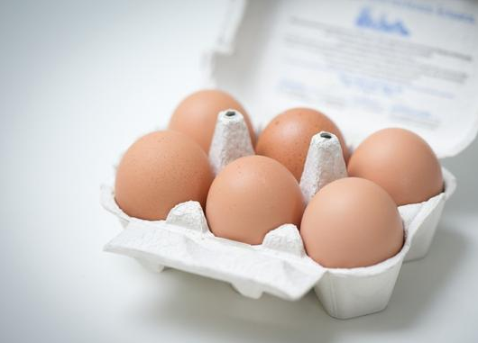 孩子能吃不熟的鸡蛋吗 孩子吃鸡蛋不能和什么一起吃