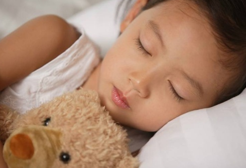 怎么让孩子九点前睡觉 让孩子早睡的方法