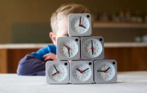 孩子缺乏时间观念的原因 如何培养孩子的时间观念