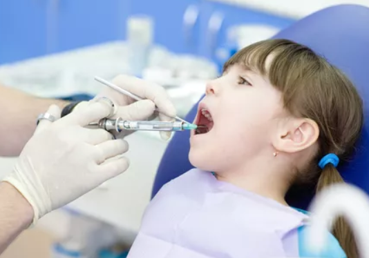 孩子牙齿反颌怎么矫正 孩子牙齿反颌矫正方法