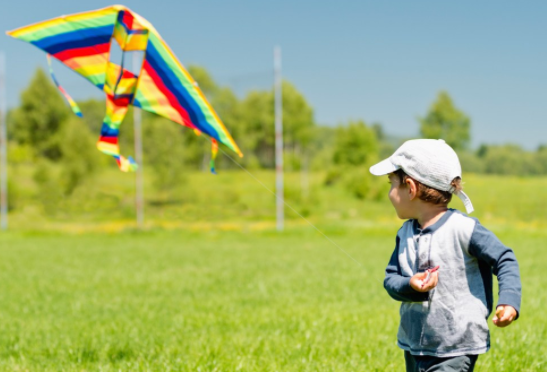 带孩子放风筝注意事项 风筝的安全隐患