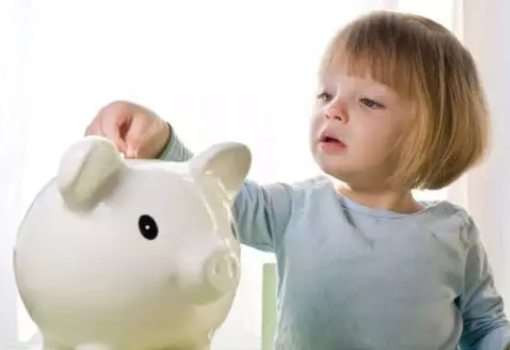如何培养孩子的金钱观 树立正确金钱观的方法