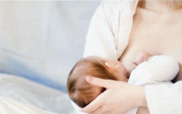 哺乳期乳腺炎需要坚持母乳喂养吗 乳腺炎吃药还能哺乳吗