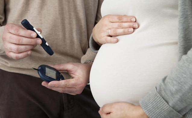 孕期血糖高是糖尿病吗 孕期血糖高怎么控制