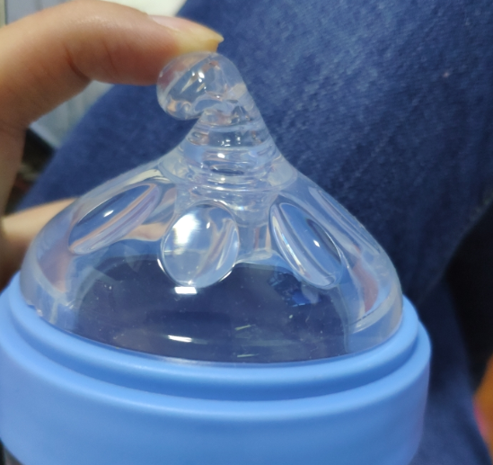 可爱多全硅胶奶瓶怎么样 可爱多全硅胶奶瓶使用测评