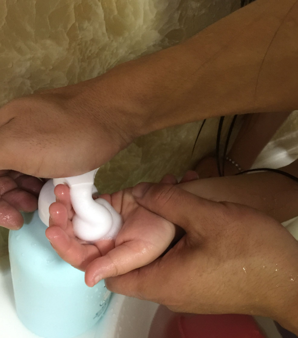启初婴儿洗发沐浴泡泡起泡原理是什么 启初婴儿洗发沐浴泡泡安全吗