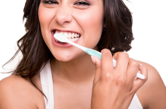 坐月子能刷牙吗 坐月子怎么刷牙好