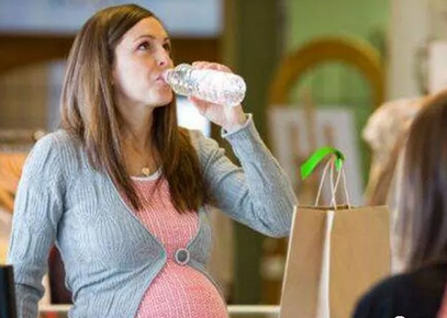 孕妇孕期哪些水不能喝 孕妇喝水的正确方式