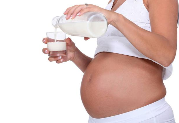 孕妇喝奶粉会变胖吗 孕妇喝奶粉注意事项